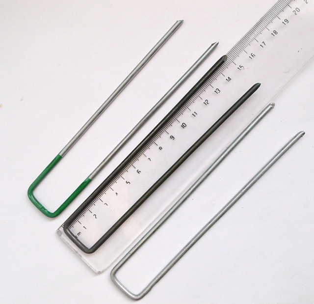 Prego à terra de aço longo gavanizado em forma de U com revestimento de PVC para fixar geossintéticos ao solo