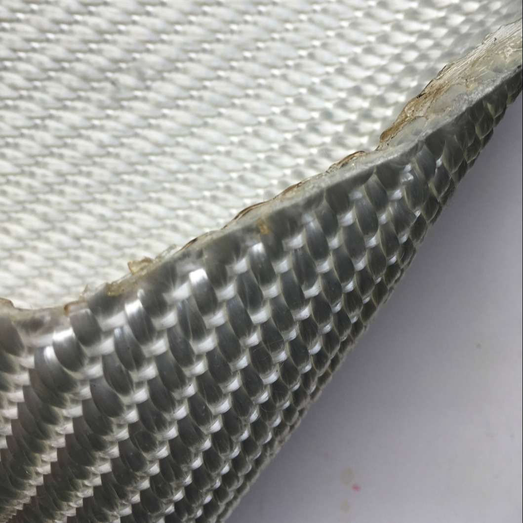 Geotêxtil tecido multifilamento PET de alta resistência 400-50 KN/M para reforço de solo macio com baixo alongamento na ruptura