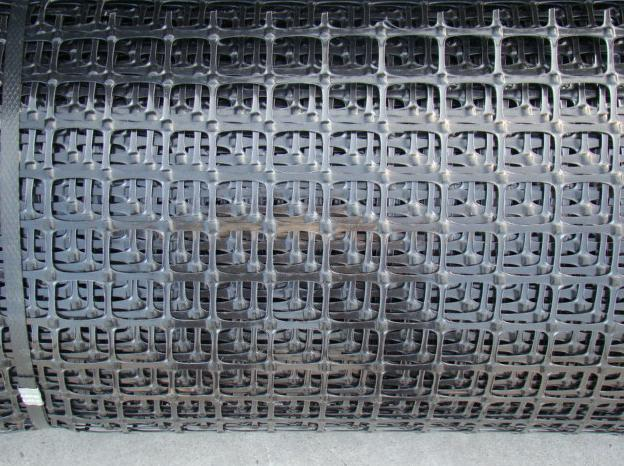 100GSM-400GSM PP Biaxial Extruded Mesh Grid com tamanho de malha de 3cm para reforço ou cerca